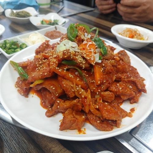 사계절식당 밥상
